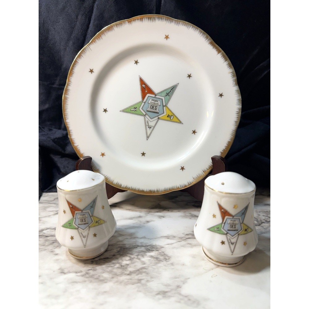 Lefton Eastern Star Salt and Pepper Shakers #K108 Plate #2338‎ (2835)